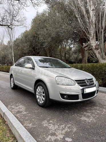 Volkswagen Jetta-3