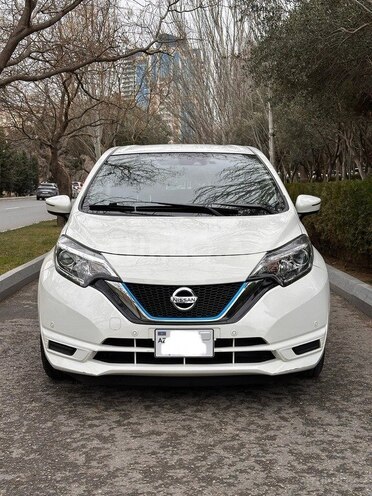 Nissan Note-1