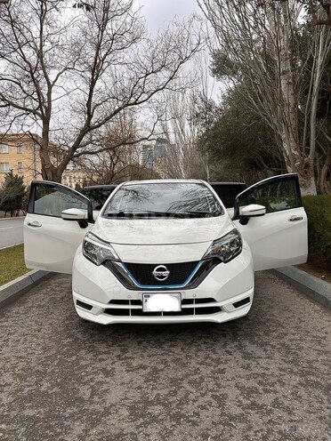 Nissan Note-4
