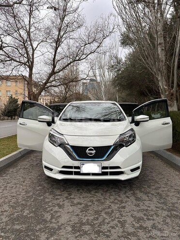 Nissan Note-2