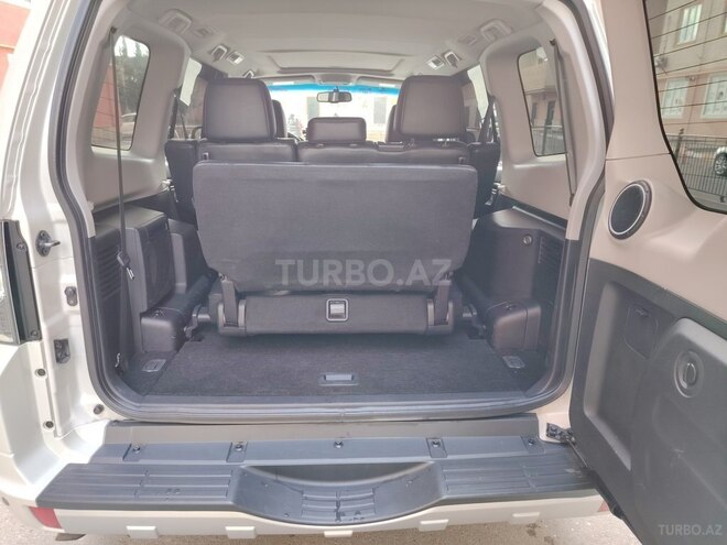 Mitsubishi Pajero 2011, 181,000 km - 3.5 л - Bakı