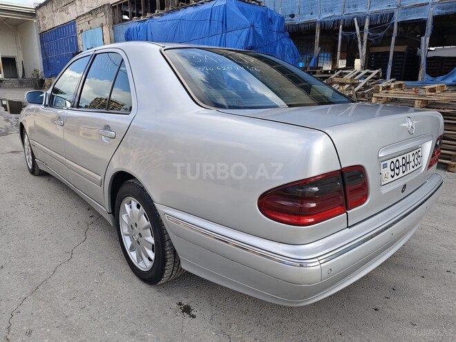 Mercedes E 270 2001, 280,000 km - 2.7 l - Xaçmaz