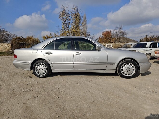 Mercedes E 270 2001, 280,000 km - 2.7 l - Xaçmaz