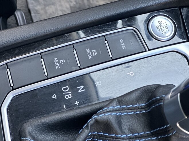 Volkswagen Passat 2018, 220,000 km - 1.4 l - Bakı