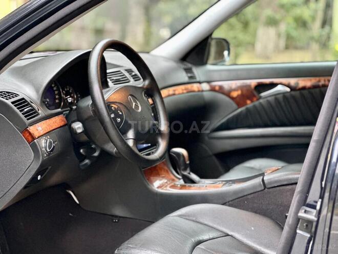 Mercedes E 240 2004, 288,000 km - 2.4 l - Sumqayıt