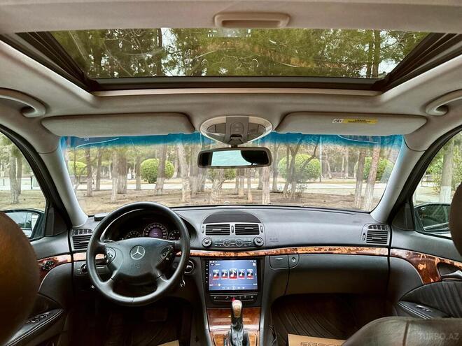 Mercedes E 240 2004, 288,000 km - 2.4 l - Sumqayıt