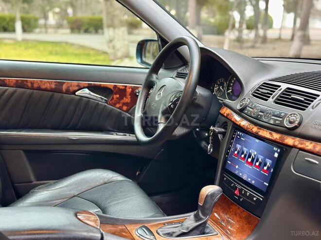Mercedes E 240 2004, 288,000 km - 2.4 l - Sumqayıt