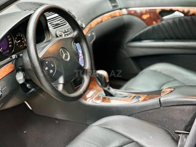 Mercedes E 240 2004, 288,000 km - 2.4 l - Sumqayıt