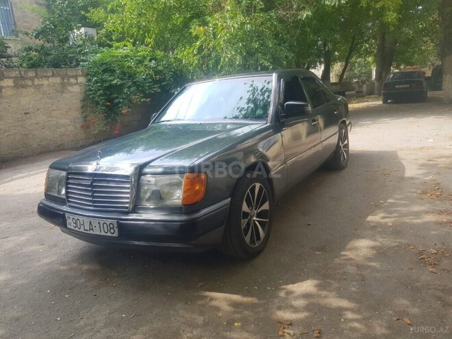 Mercedes E 200 1992, 529,513 km - 2.0 l - Bakı