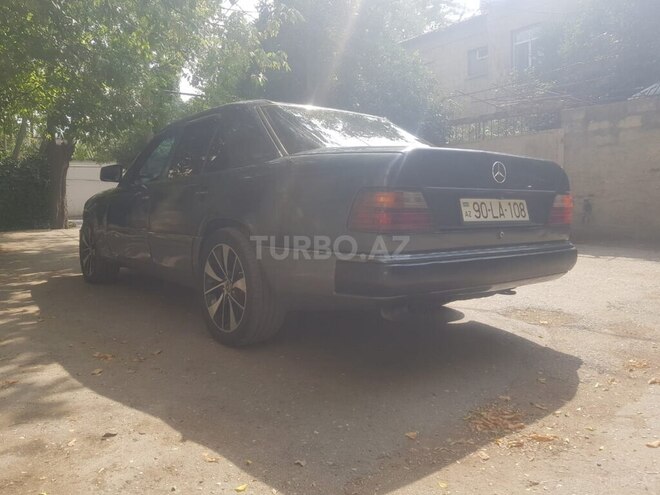 Mercedes E 200 1992, 529,513 km - 2.0 l - Bakı