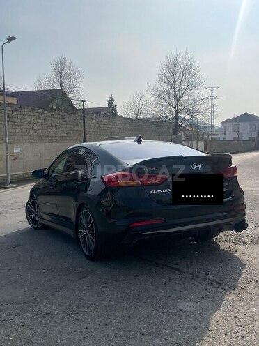 Hyundai Elantra 2018, 180,000 km - 1.6 l - Bakı