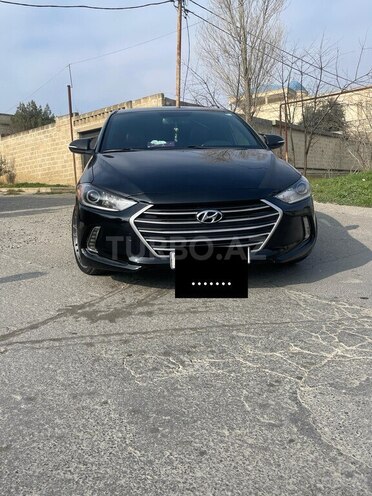 Hyundai Elantra 2018, 180,000 km - 1.6 l - Bakı