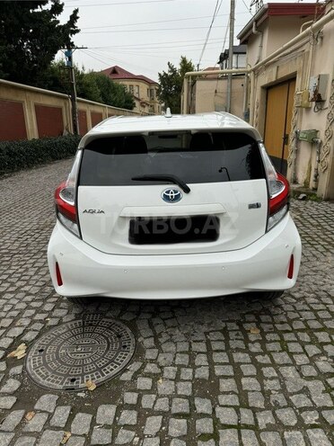 Toyota Aqua 2018, 62,000 km - 1.5 l - Bakı
