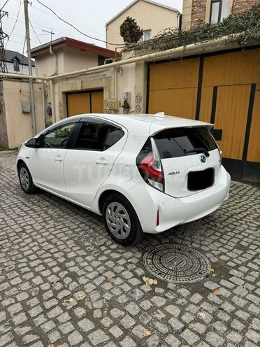 Toyota Aqua 2018, 62,000 km - 1.5 l - Bakı