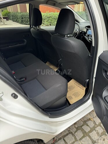 Toyota Aqua 2018, 62,000 km - 1.5 l - Bakı