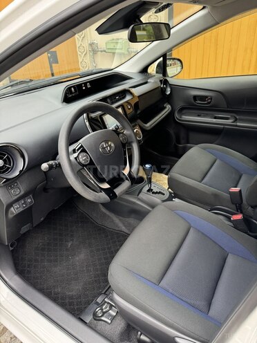 Toyota Aqua 2018, 62,000 km - 1.5 l - Bakı