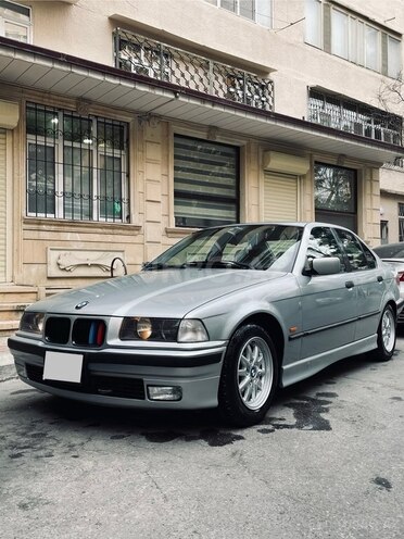 BMW 318 1997, 270,000 km - 1.8 l - Bakı