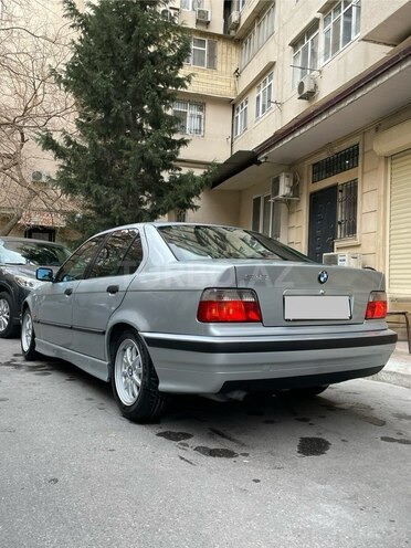 BMW 318 1997, 270,000 km - 1.8 l - Bakı