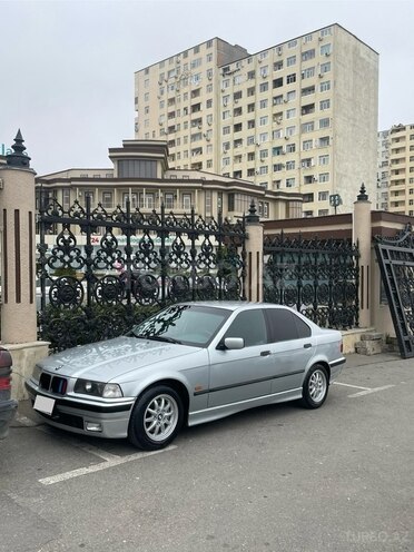 BMW 318 1997, 270,000 km - 1.8 l - Bakı