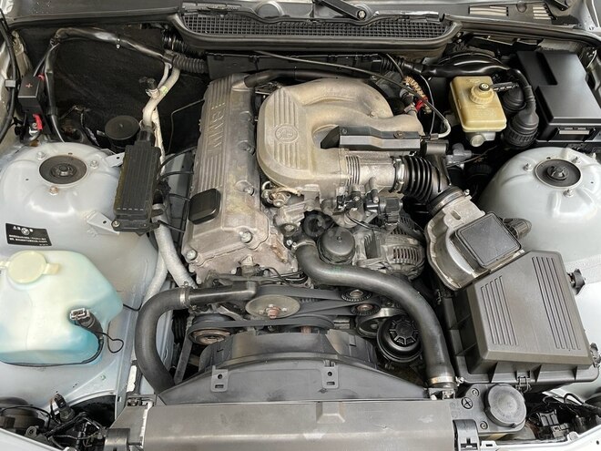 BMW 318 1997, 270,000 km - 1.8 l - Bakı