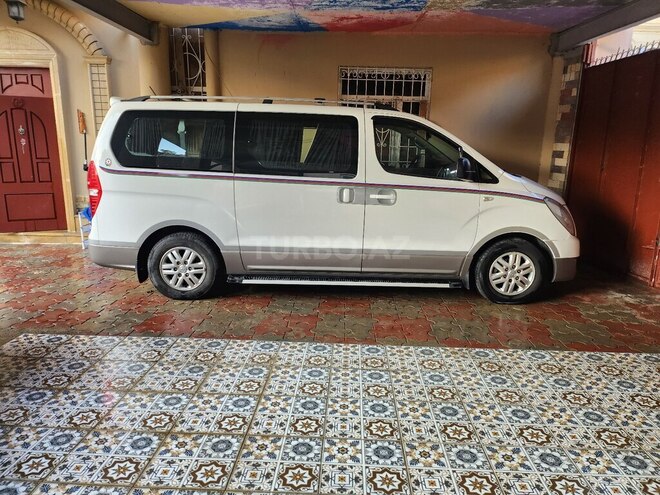 Hyundai H-1 2017, 99,000 km - 2.5 l - Bakı