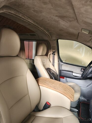 Hyundai H-1 2017, 99,000 km - 2.5 l - Bakı