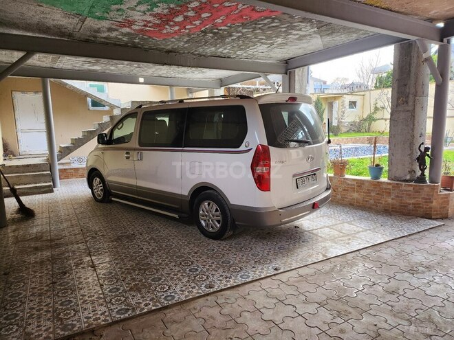 Hyundai H-1 2017, 99,000 km - 2.5 l - Bakı
