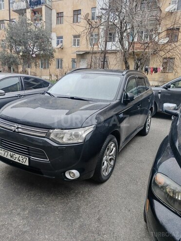 Mitsubishi Outlander 2014, 203,000 km - 2.0 l - Bakı