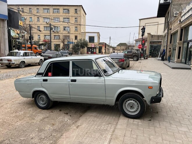 LADA (VAZ) 2107 1987, 254,135 km - 1.5 л - Salyan