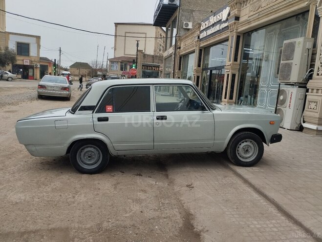 LADA (VAZ) 2107 1987, 254,135 km - 1.5 л - Salyan