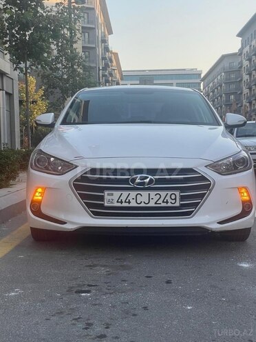 Hyundai Avante 2016, 196,748 km - 1.6 л - Bakı