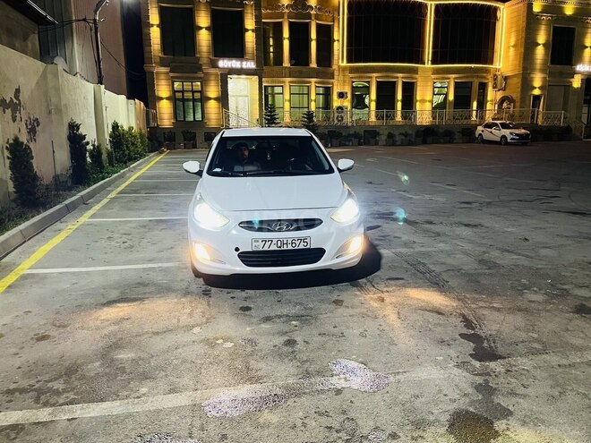 Hyundai Accent 2012, 197,300 km - 1.6 л - Bakı