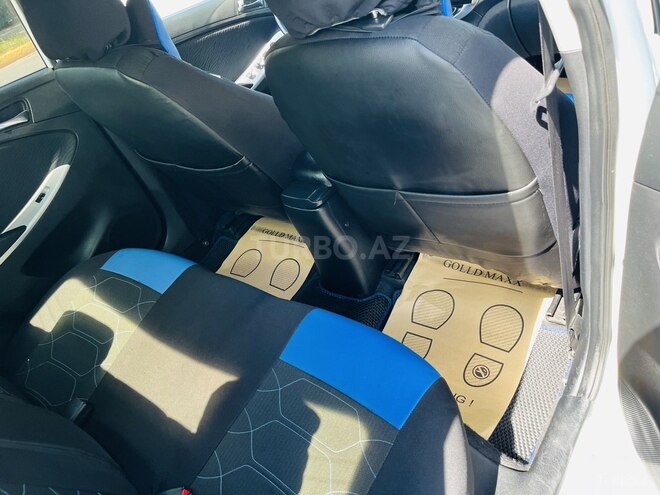 Hyundai Accent 2012, 197,300 km - 1.6 л - Bakı