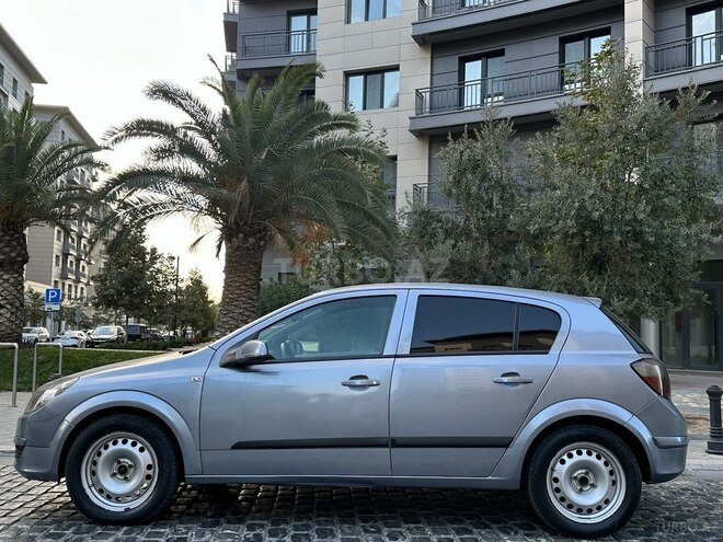 Opel Astra 2005, 222,000 km - 1.4 l - Bakı