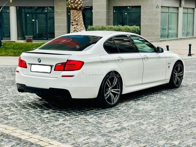 BMW 528 2013, 263,000 km - 2.0 л - Bakı