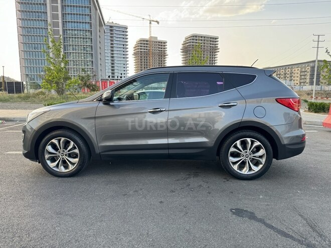 Hyundai Santa Fe-5