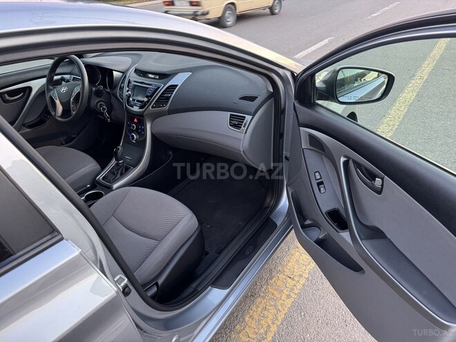 Hyundai Elantra 2015, 122,000 km - 1.8 л - Şəmkir