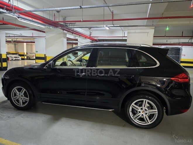 Porsche Cayenne-7