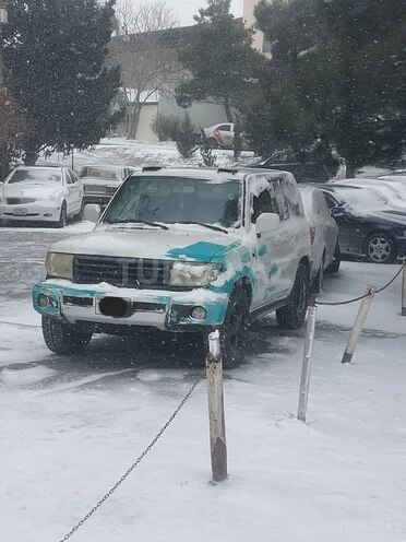 Mitsubishi Pajero io 1999, 323,000 km - 1.8 l - Bakı