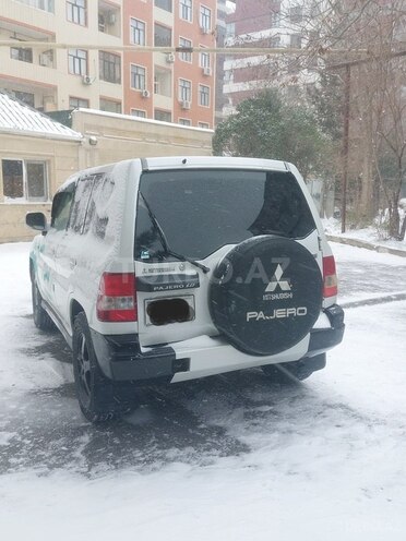 Mitsubishi Pajero io 1999, 323,000 km - 1.8 l - Bakı
