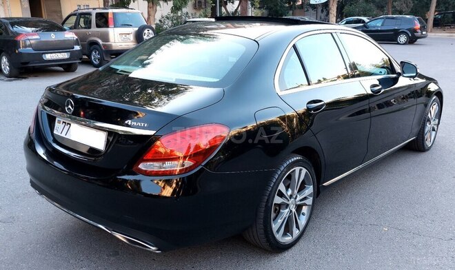 Mercedes C 300 4MATIC 2014, 168,981 km - 2.0 l - Bakı