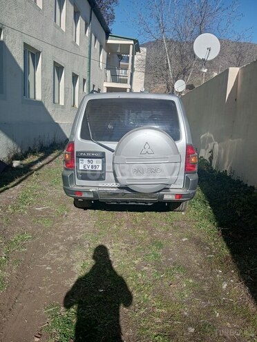 Mitsubishi Pajero 2002, 399,004 km - 3.0 l - Saatlı