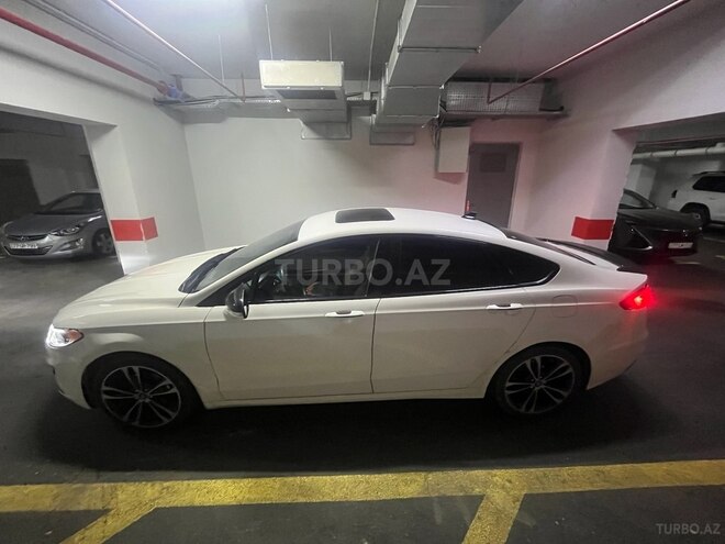 Ford Fusion (North America)-4