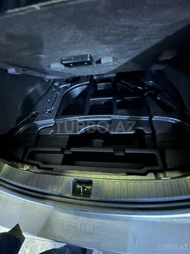 Toyota Prius 2021, 141,580 km - 1.8 l - Bakı