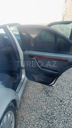 Mercedes C 220 1995, 500,000 km - 2.2 л - Şəmkir