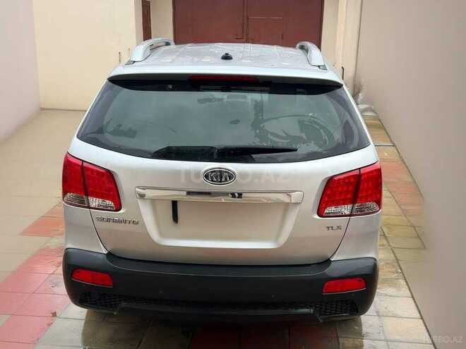Kia Sorento-2