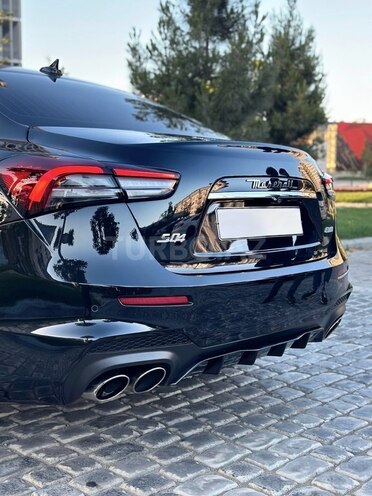 Maserati Ghibli-4
