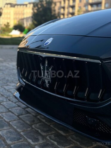 Maserati Ghibli-8