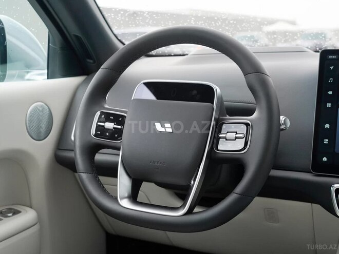 Li Auto L9 2025, 0 km - 1.5 l - Bakı
