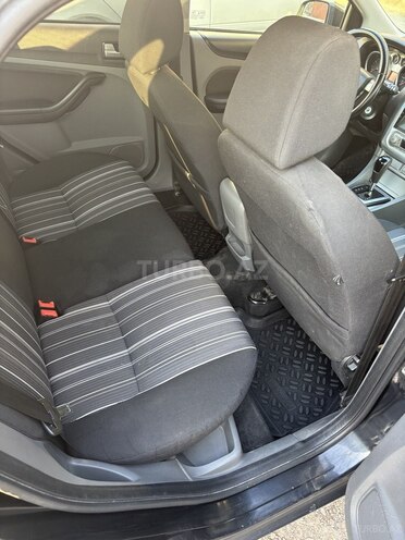 Ford Focus 2011, 335,000 km - 1.6 л - Gəncə